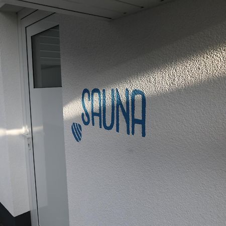 Eine Sehr Gemuetliche Dachgeschoss Ferienwohnung Ihlow  Dış mekan fotoğraf